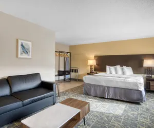 Photo 2 - SureStay Plus by Best Western Montrose