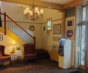 Photo 4 - Lamie's Inn and The Old Salt Restaurant