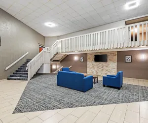 Photo 3 - Quality Inn