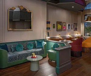 Photo 2 - The Pelham Hotel