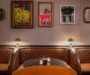Photo 3 - The Pelham Hotel