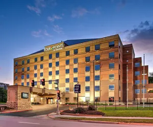 Photo 2 - Four Points by Sheraton Omaha Midtown