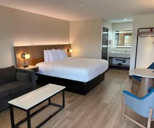 Photo 4 - Best Western San Diego Pacific Beach/Mission Bay