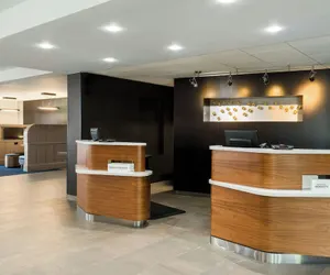 Photo 4 - Courtyard by Marriott Sacramento Airport Natomas