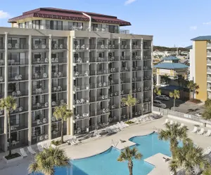 Photo 2 - Ocean Crest Inn and Suites
