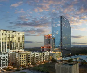 Photo 2 - Wyndham Atlanta Buckhead Hotel & Conference Center