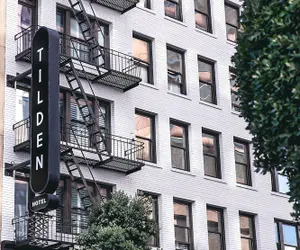 Photo 2 - Tilden Hotel