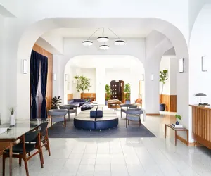 Photo 2 - Tilden Hotel