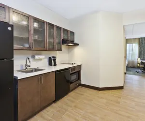 Photo 5 - Candlewood Suites Grand Rapids Airport by IHG