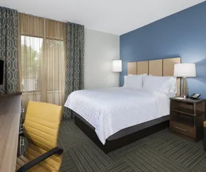 Photo 3 - Candlewood Suites Grand Rapids Airport, an IHG Hotel