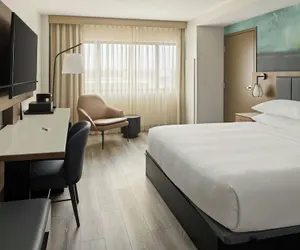 Photo 5 - Oshkosh Marriott Waterfront Hotel & Convention Center