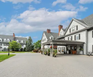 Photo 2 - The Essex Resort & Spa