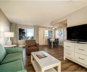 Photo 4 - Perry's Ocean Edge Resort