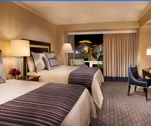 Photo 4 - Omni Los Angeles Hotel at California Plaza