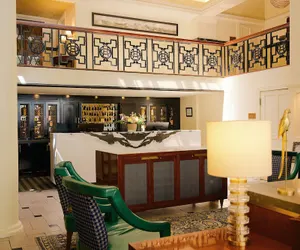 Photo 5 - The Oxford Hotel