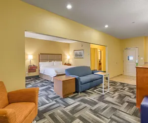 Photo 4 - Hampton Inn Owensboro South