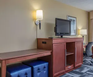 Photo 3 - Hampton Inn Owensboro South