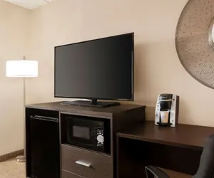 Photo 4 - Days Inn by Wyndham Airport/Maine Mall