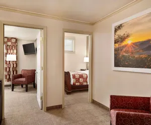 Photo 5 - Days Inn by Wyndham Airport/Maine Mall