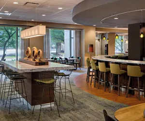 Photo 2 - Courtyard by Marriott Downtown Grand Rapids