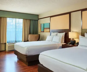 Photo 3 - DoubleTree by Hilton Hotel Orlando at SeaWorld