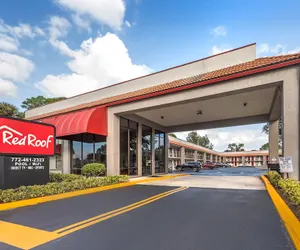 Photo 2 - Red Roof Inn Ft Pierce