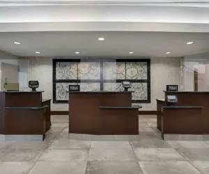 Photo 5 - Embassy Suites by Hilton Detroit Troy Auburn Hills