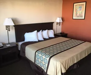 Photo 4 - Americas Best Value Inn Hobbs