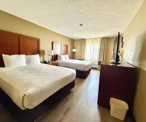 Photo 2 - Comfort Inn Gurnee near Six Flags