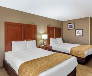 Photo 2 - Comfort Inn Gurnee near Six Flags