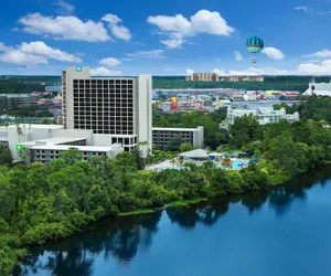 Photo 2 - Wyndham Lake Buena Vista Disney Springs® Resort Area