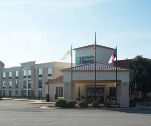 Photo 2 - Holiday Inn Express Hickory-Hickory Mart, an IHG Hotel