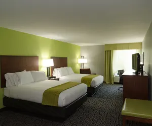 Photo 3 - Holiday Inn Express Hickory-Hickory Mart, an IHG Hotel