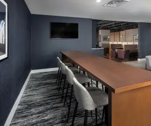 Photo 5 - Four Points by Sheraton Kansas City Airport
