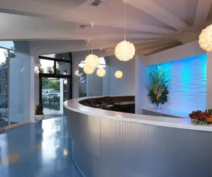 Photo 3 - Howard Johnson by Wyndham Anaheim Hotel & Water Playground