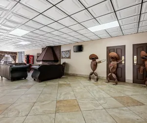 Photo 5 - Econo Lodge Carlsbad Caverns Area