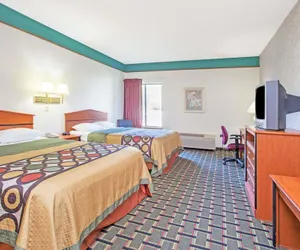 Photo 5 - Super 8 by Wyndham Atchison