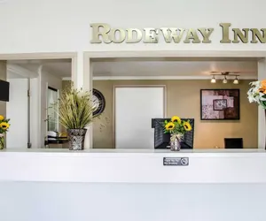 Photo 4 - Rodeway Inn Carlisle