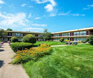 Photo 2 - Red Roof Inn Battle Creek