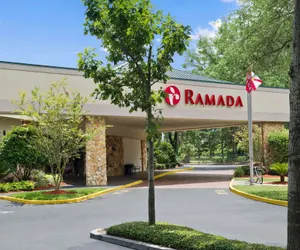 Photo 2 - Ramada Hotel & Conference Center by Wyndham Jacksonville