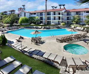 Photo 2 - Embassy Suites by Hilton Palm Desert