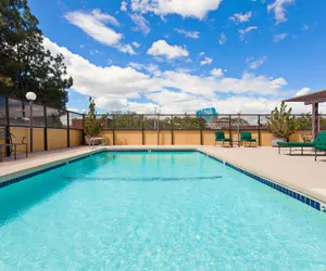 Photo 2 - Holiday Inn Sacramento Downtown-Arena by IHG