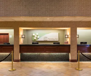 Photo 4 - Holiday Inn Sacramento Downtown-Arena, an IHG Hotel