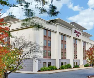 Photo 2 - Hampton Inn Salisbury