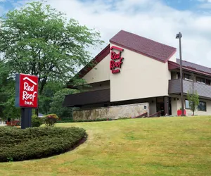 Photo 2 - Red Roof Inn Boston - Southborough/ Worcester