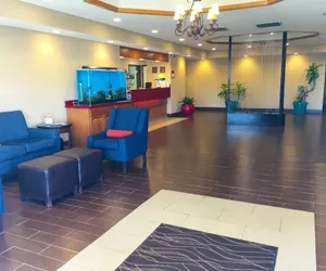 Photo 4 - Comfort Inn & Suites Klamath Falls