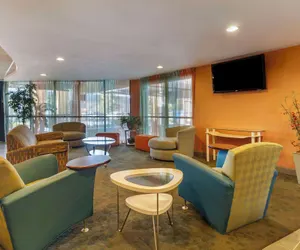 Photo 4 - Comfort Suites Knoxville West - Farragut