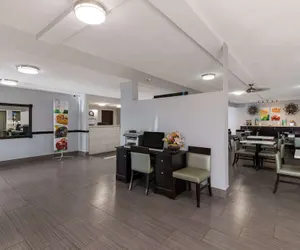 Photo 4 - Quality Inn Orange Park Jacksonville