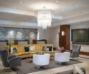Photo 4 - Renaissance Des Moines Savery Hotel