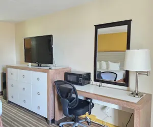 Photo 5 - Chattanooga Heritage Inn